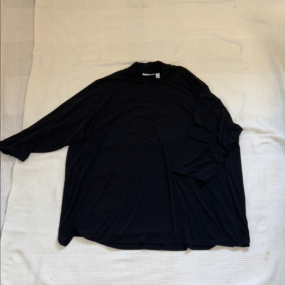 Elegant Black Quarter Sleeve Tee